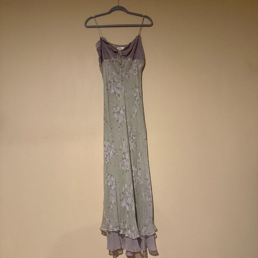 Bonnie Strauss Beautiful Slip Silk Dress With Lace Shrug